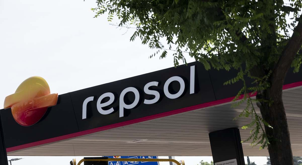 Repsol lanza un plan de inversión de 10.000 millones hasta 2028 y pone el foco en la Península ibérica y EEUU
