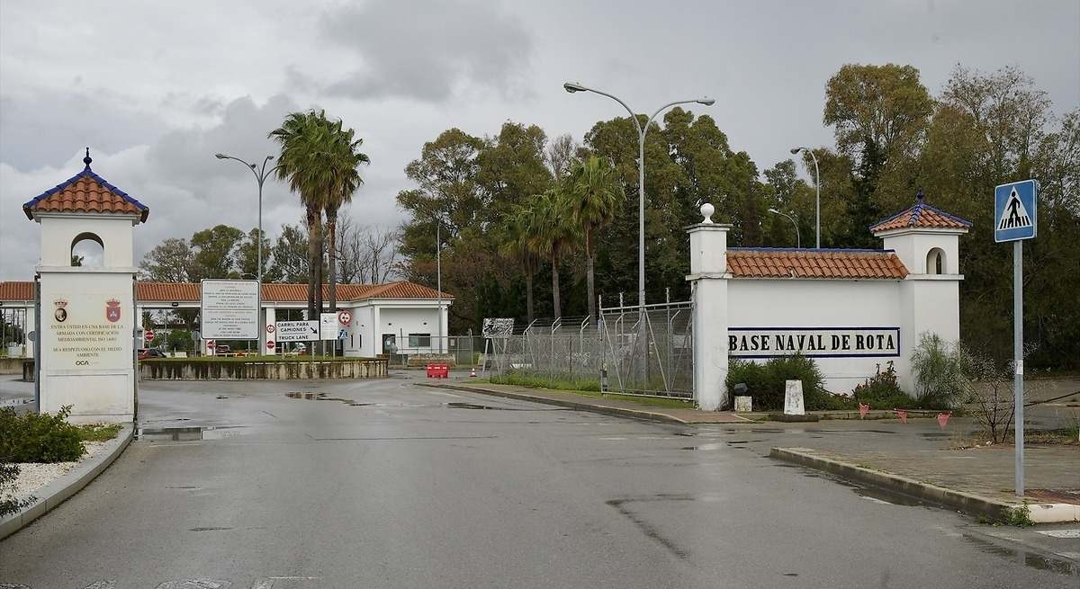 Regresa la inquietud al bolsillo de los gaditanos y sevillanos: ¿cómo impactan las bases de Rota y Morón en la pugna entre Trump y Sánchez?

