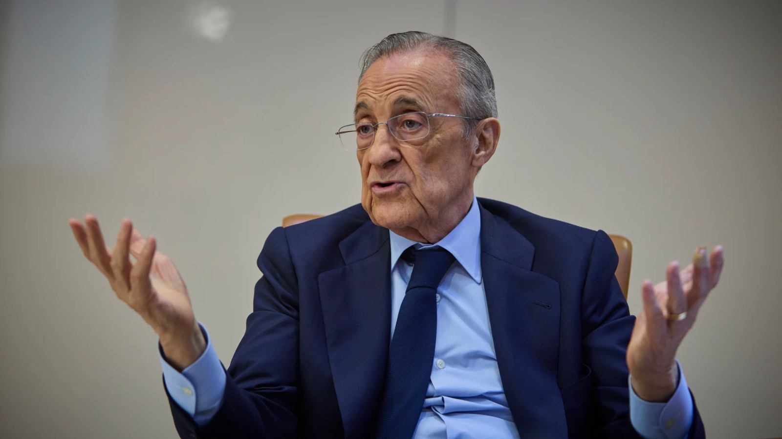 Florentino Pérez: "La candidatura de Riquelme está apoyada por todos los enemigos del Real Madrid"
