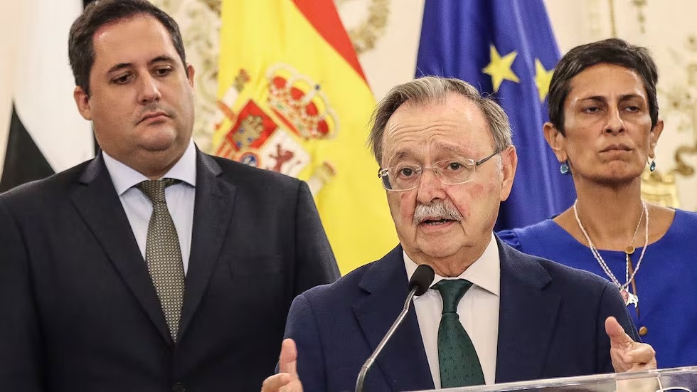 El presidente de Ceuta eleva el tono contra el Gobierno y amenaza con acudir a la justicia si no resuelve la crisis en 30 días
