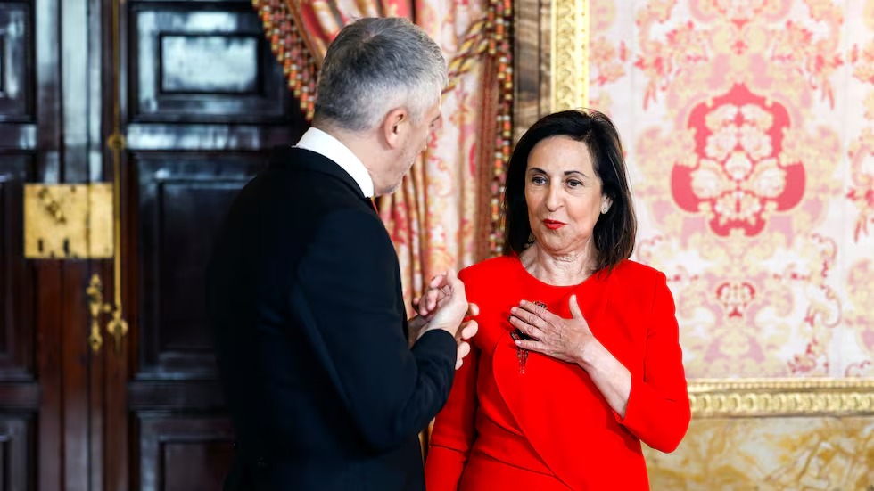 La guerra sin fin entre Marlaska y Robles
